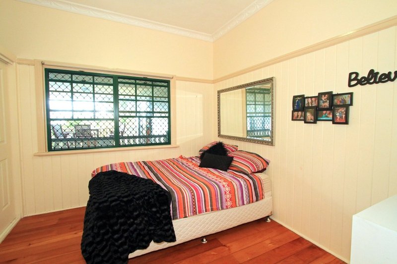 Photo - 27 Agnes Street, The Range QLD 4700 - Image 8