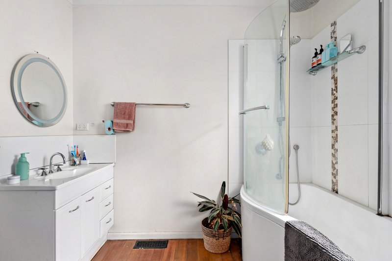 Photo - 27 Airlie Grove, Seaford VIC 3198 - Image 6
