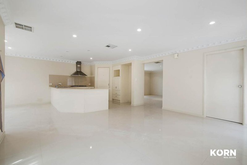 Photo - 27 Alan Avenue, Campbelltown SA 5074 - Image 7