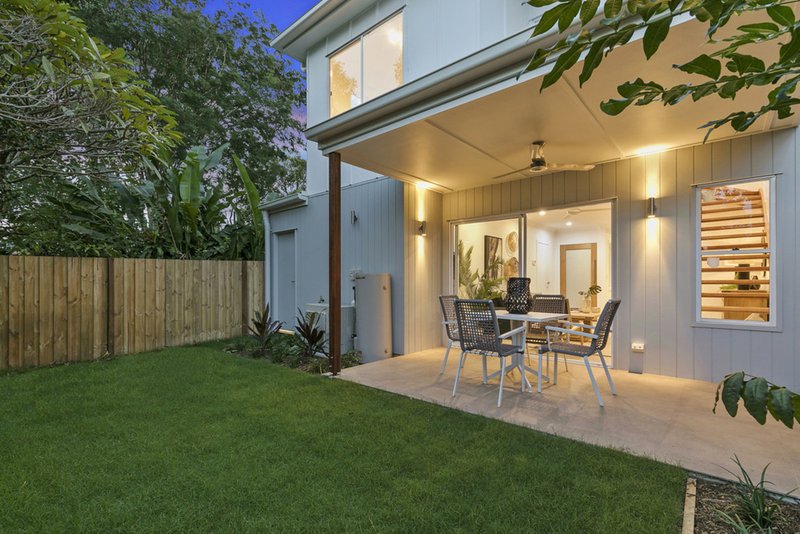 Photo - 2/7 Albert Street, Annerley QLD 4103 - Image 15