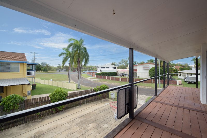 Photo - 27 Alexander Street, Boyne Island QLD 4680 - Image 5