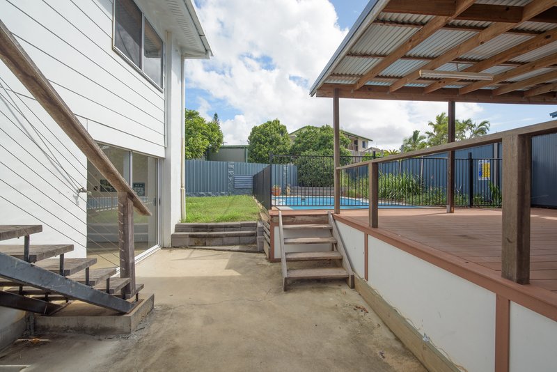 Photo - 27 Alexander Street, Boyne Island QLD 4680 - Image 25