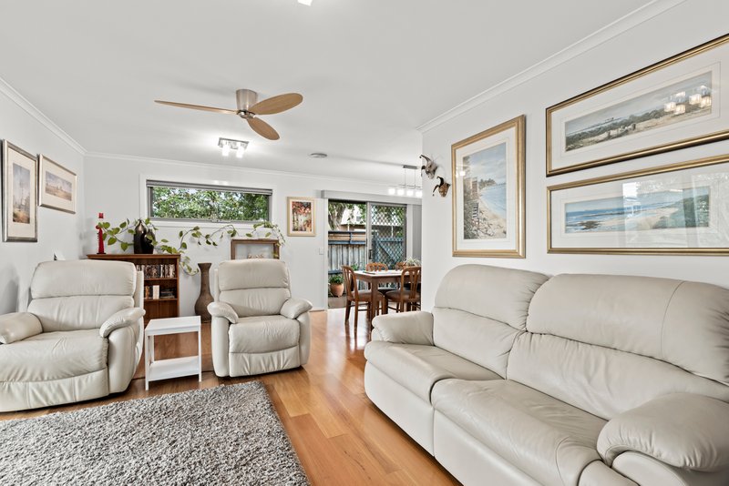 Photo - 27 Allambee Avenue, Grovedale VIC 3216 - Image 5