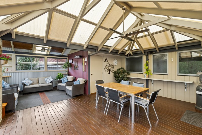 Photo - 27 Allambee Avenue, Grovedale VIC 3216 - Image 14
