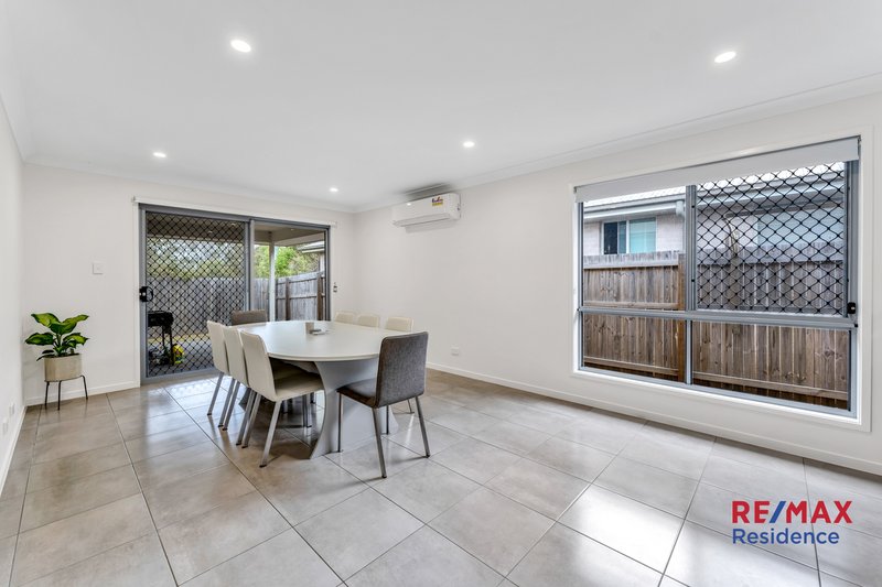 Photo - 27 Almandin Street, Logan Reserve QLD 4133 - Image 4