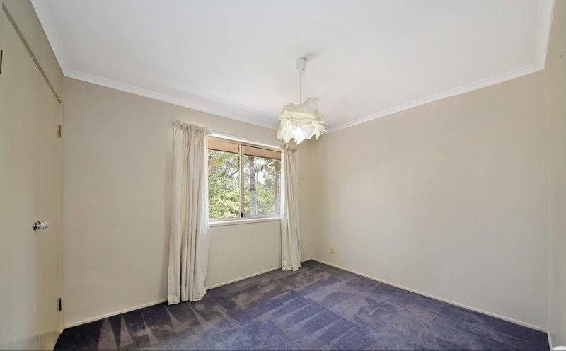 Photo - 27 Almavale Street, Carindale QLD 4152 - Image 6