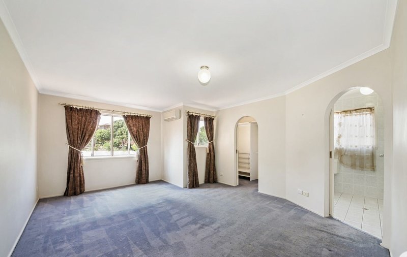 Photo - 27 Almavale Street, Carindale QLD 4152 - Image 10