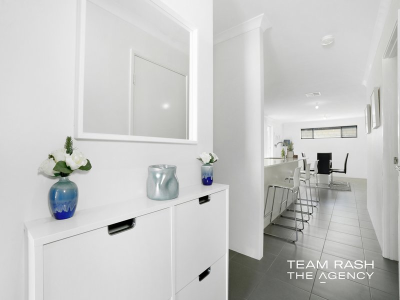 Photo - 27 Ambersun Avenue, Brabham WA 6055 - Image 2