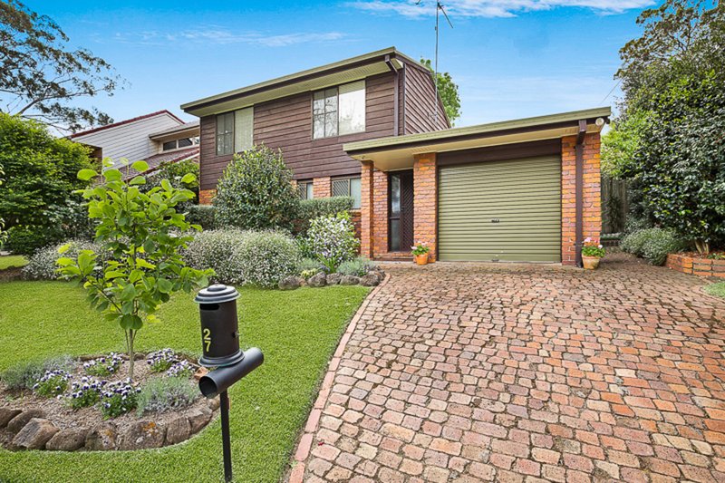 27 Amos Crescent, Mount Lofty QLD 4350