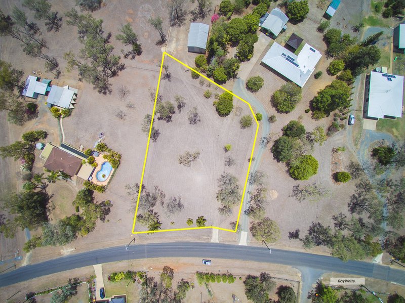 Photo - 27 Angela Road, Rockyview QLD 4701 - Image 2