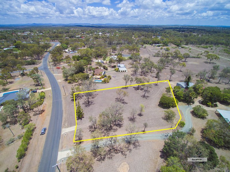 Photo - 27 Angela Road, Rockyview QLD 4701 - Image 6