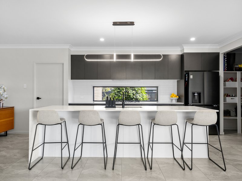 Photo - 27 Arenga Court, Caboolture QLD 4510 - Image 4
