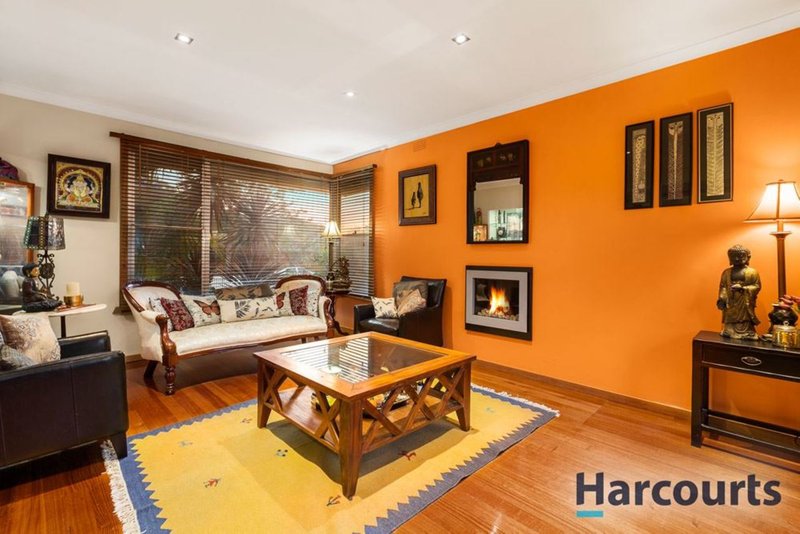 Photo - 27 Arnold Drive, Scoresby VIC 3179 - Image 3