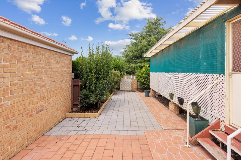 Photo - 27 Ayrton Street, Gungahlin ACT 2912 - Image 13