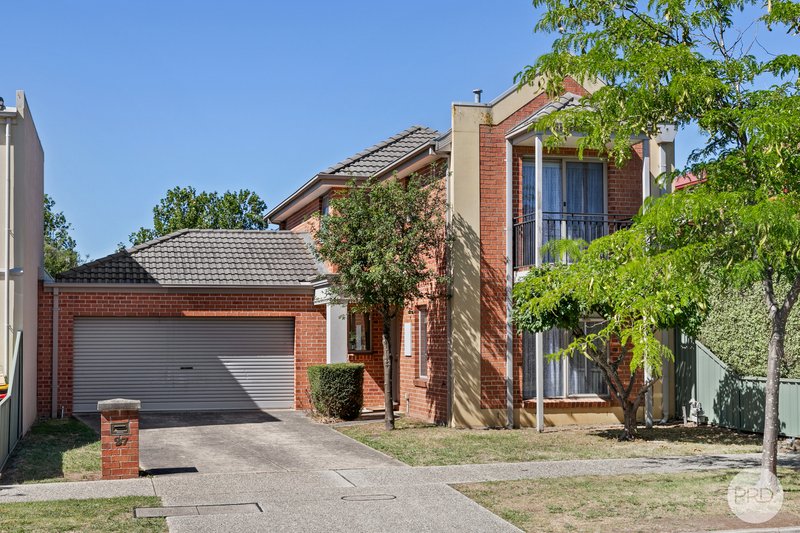 27 Ayrvale Avenue, Lake Gardens VIC 3355