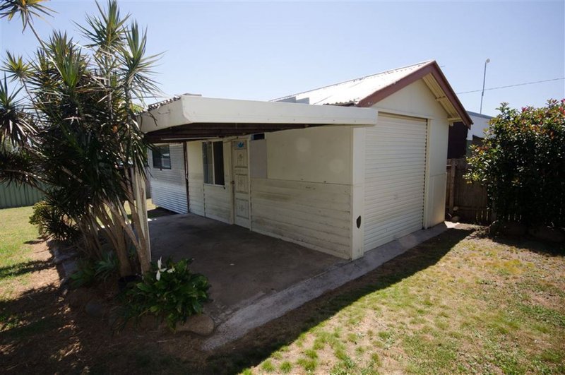 Photo - 27 Bain Street, Wauchope NSW 2446 - Image 11