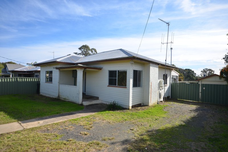 27 Bain Street, Wauchope NSW 2446