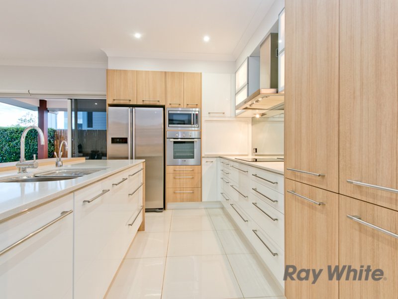 Photo - 27 Ballyalla Crescent, Warner QLD 4500 - Image 2