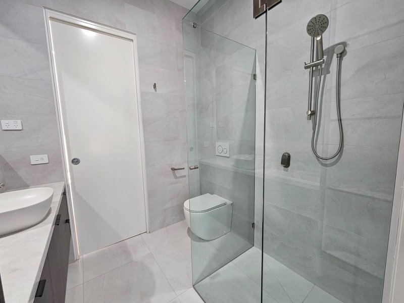Photo - 27 Balmoral Avenue, Bentleigh VIC 3204 - Image 8