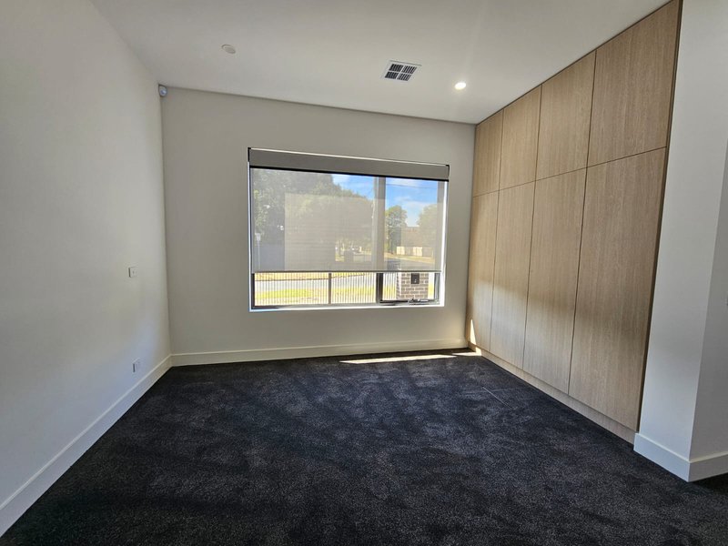 Photo - 27 Balmoral Avenue, Bentleigh VIC 3204 - Image 12