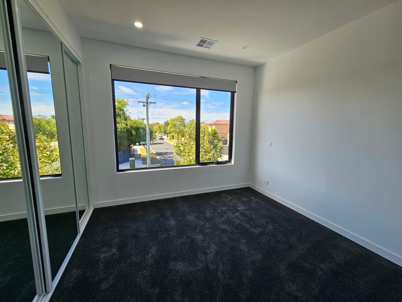 Photo - 27 Balmoral Avenue, Bentleigh VIC 3204 - Image 14