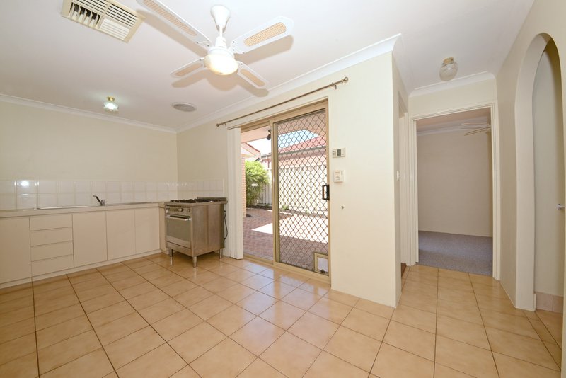 Photo - 2/7 Barker Avenue, Balcatta WA 6021 - Image 9