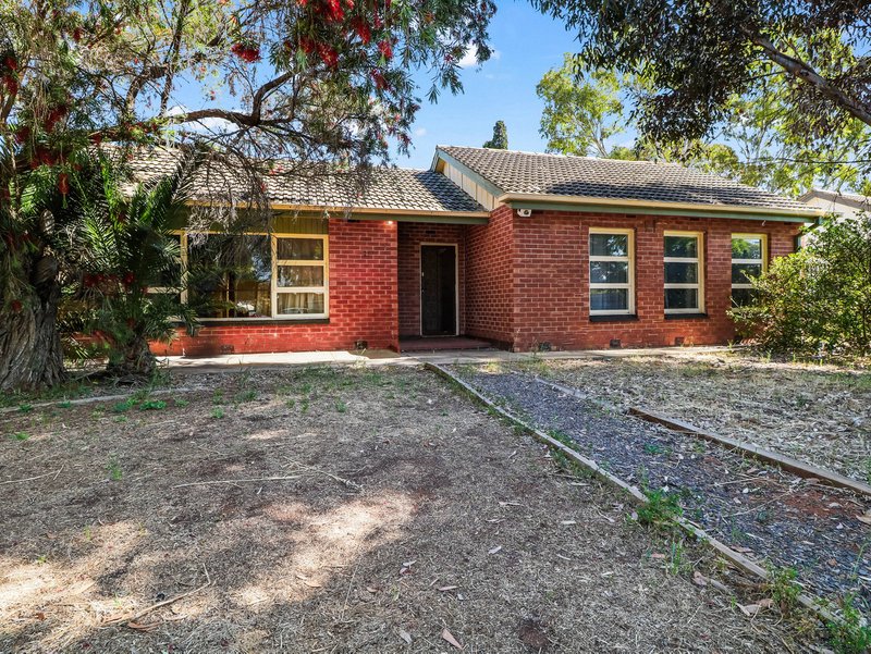Photo - 27 Barker Crescent, Smithfield Plains SA 5114 - Image 1