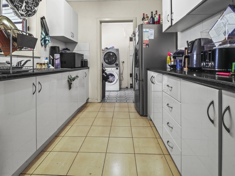 Photo - 27 Barker Crescent, Smithfield Plains SA 5114 - Image 8
