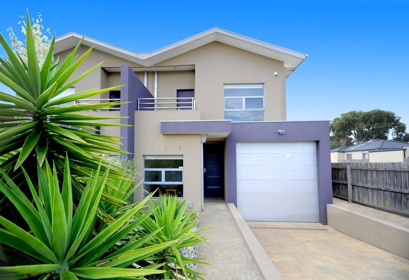 27 Bayside Avenue, St Leonards VIC 3223