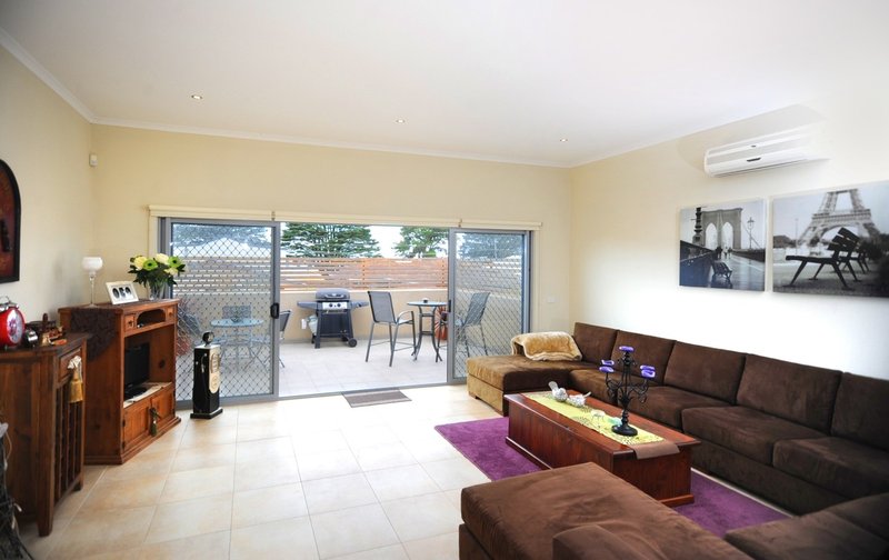 Photo - 27 Bayside Avenue, St Leonards VIC 3223 - Image 2