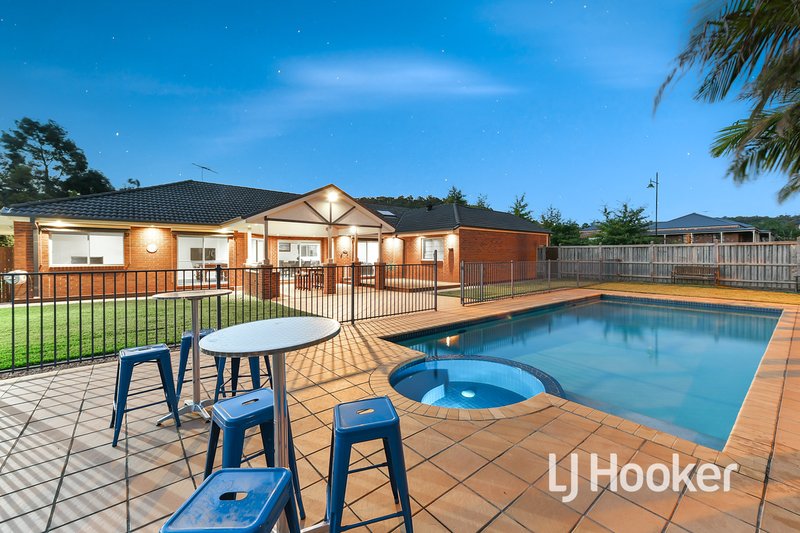 Photo - 27 Beaconhill Drive, Beaconsfield VIC 3807 - Image 2