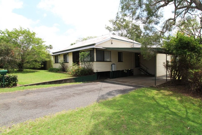 27 Bellambi Street, Toogoolawah QLD 4313