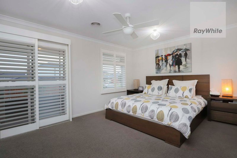 Photo - 27 Bellini Drive, Greenvale VIC 3059 - Image 12