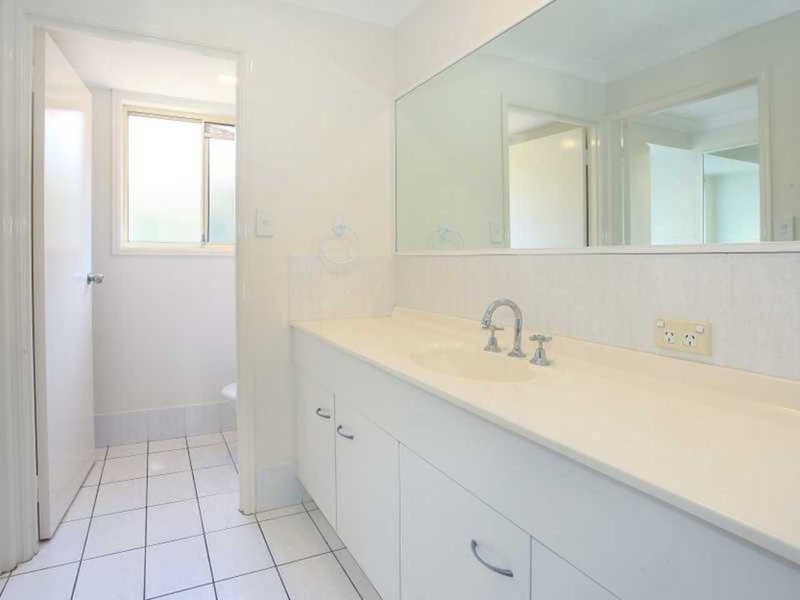 Photo - 27 Bendigo Crescent, Tallai QLD 4213 - Image 17