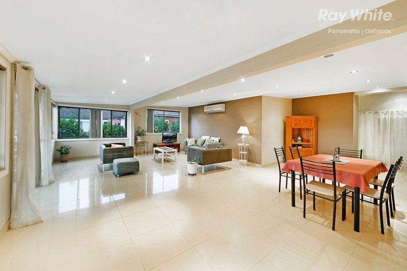 Photo - 27 Berkeley Street, South Wentworthville NSW 2145 - Image 2