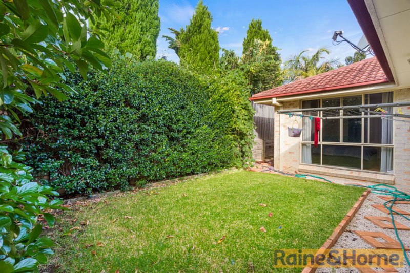 Photo - 27 Bilyana Place, Rouse Hill NSW 2155 - Image 10