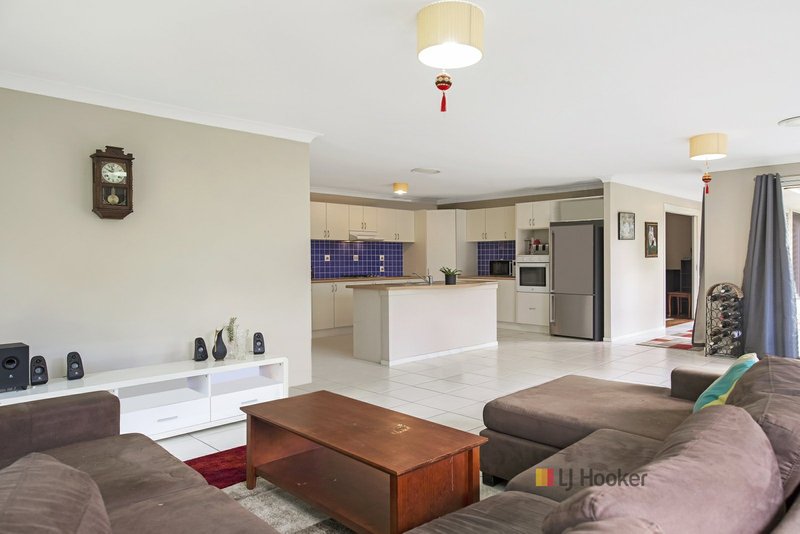 Photo - 27 Birch Drive, Hamlyn Terrace NSW 2259 - Image 5