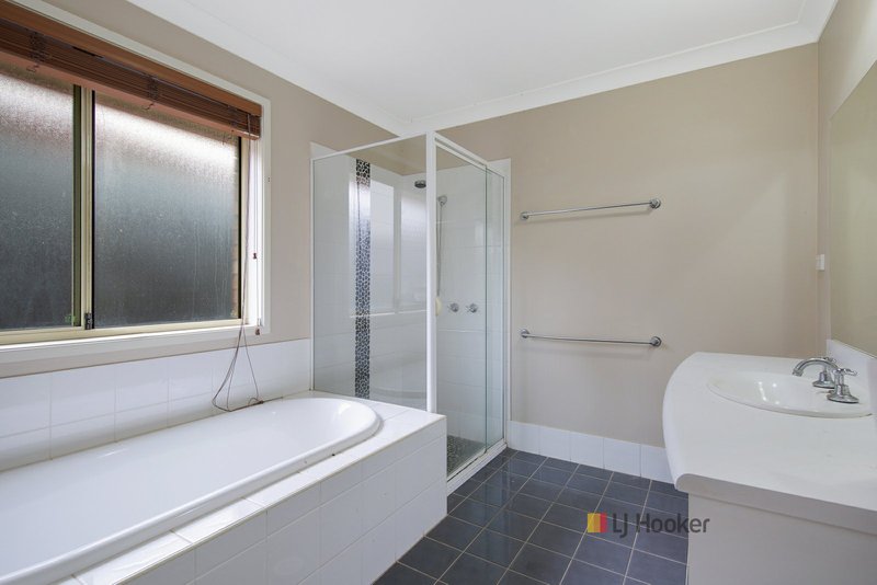 Photo - 27 Birch Drive, Hamlyn Terrace NSW 2259 - Image 11