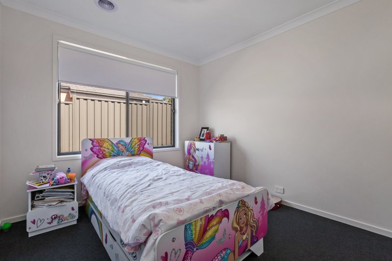 Photo - 27 Birchmore Road, Wollert VIC 3750 - Image 6