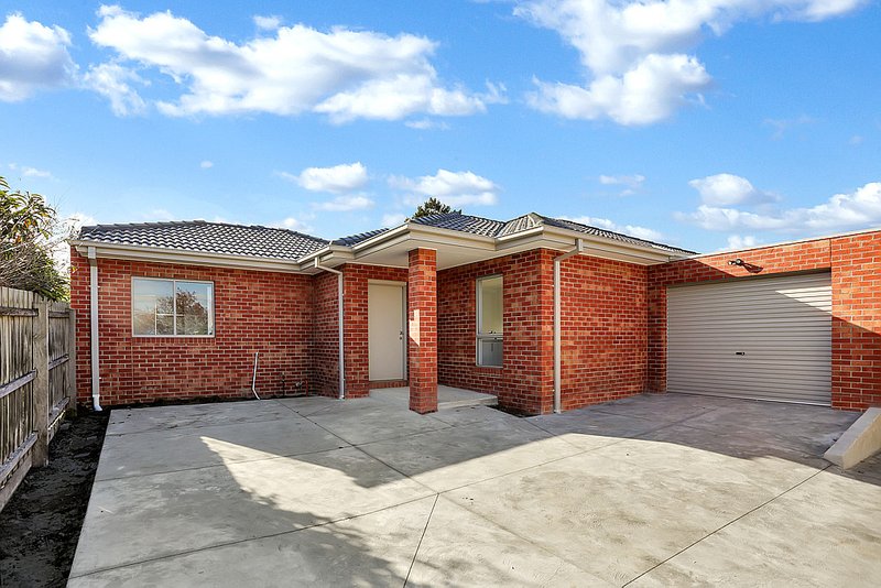 2/7 Birdwood Avenue, Dandenong VIC 3175