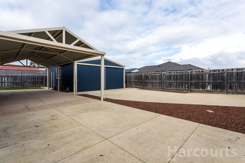 Photo - 27 Blue Wren Gardens, Coodanup WA 6210 - Image 4