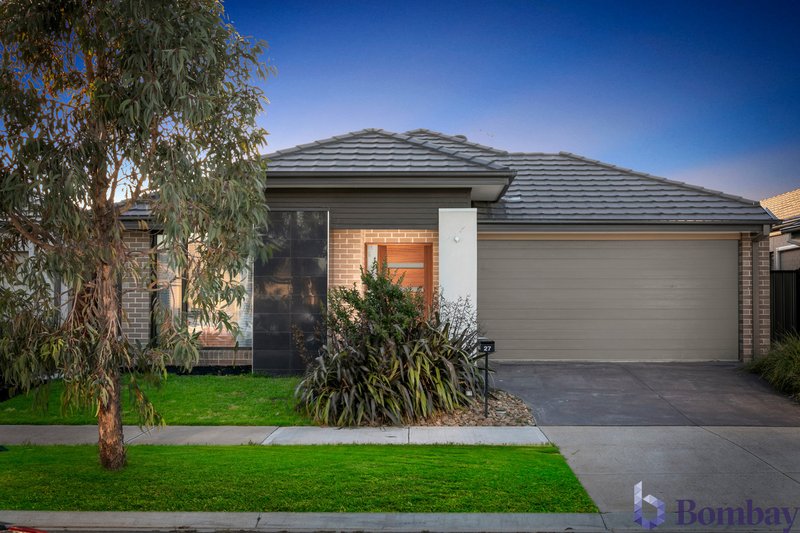 27 Bluebell Drive, Craigieburn VIC 3064