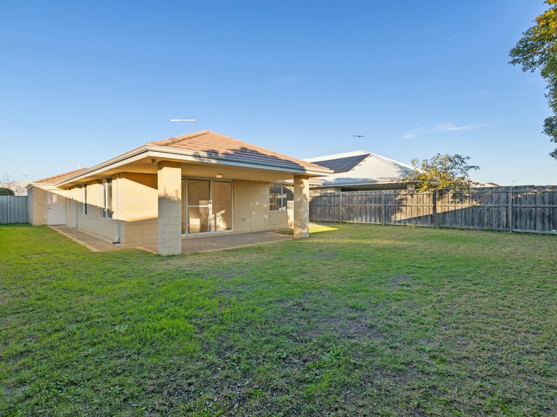 Photo - 27 Bluebird Street, Wellard WA 6170 - Image 20