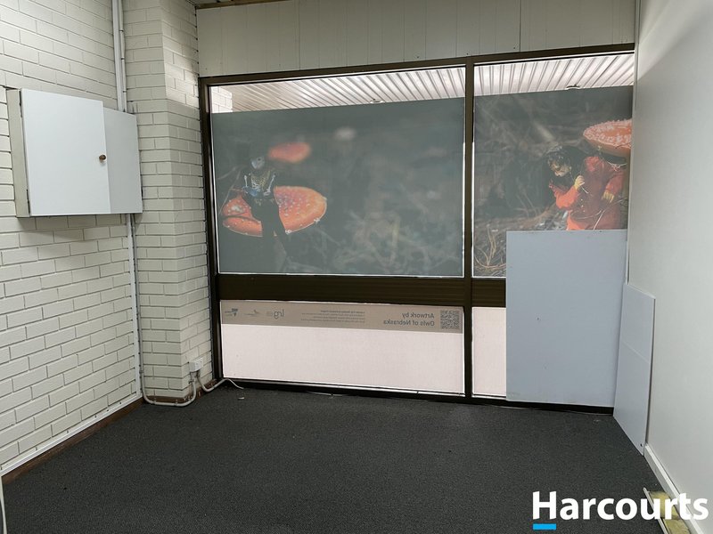 Photo - 27 Boolarra Avenue, Newborough VIC 3825 - Image 7