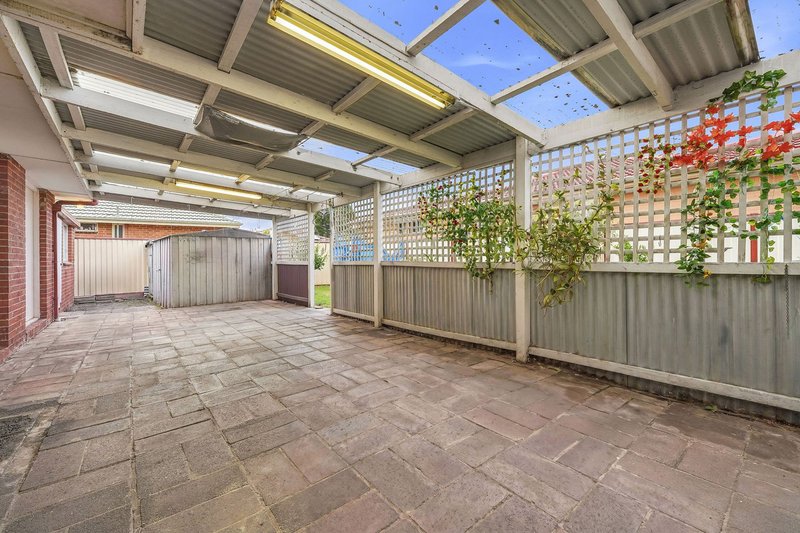 Photo - 27 Bournemouth Avenue, Springvale VIC 3171 - Image 11