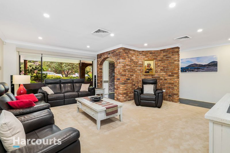 Photo - 27 Bowerbird Cres , St Clair NSW 2759 - Image 2