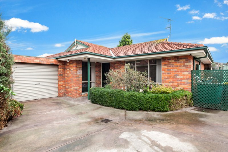 2/7 Bradley Drive, Mill Park VIC 3082