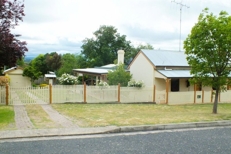 27 Brilliant Street, Bathurst NSW 2795