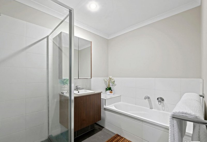 Photo - 27 Brisbane Road, Warner QLD 4500 - Image 11