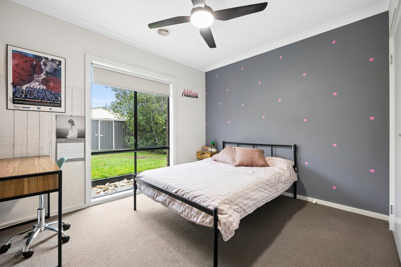 Photo - 27 Brolga Way, Lara VIC 3212 - Image 9